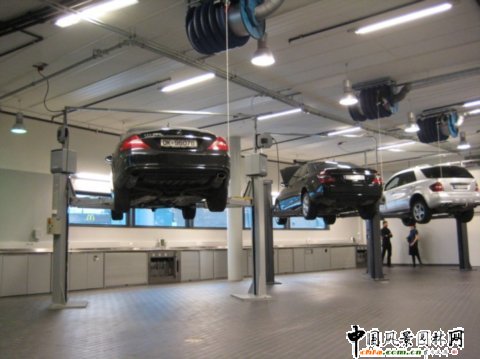 挪威奧斯陸奔馳汽車4S店室內(nèi)和建筑欣賞