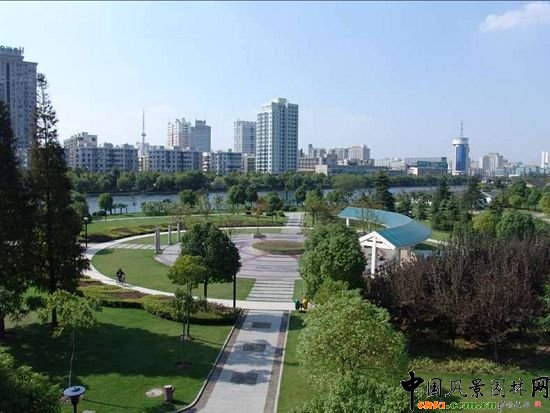 城東公園