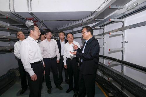 李克強(qiáng):發(fā)展地下管廊避免城市"開膛破肚"