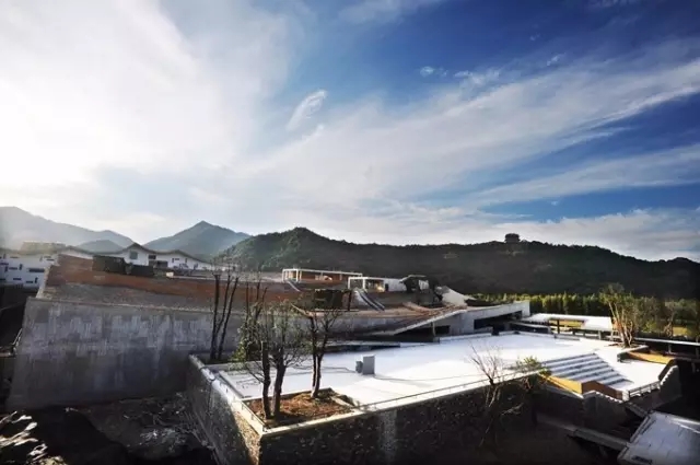 王澍「富春山居圖」誕生地造了一座美術館：富春山館