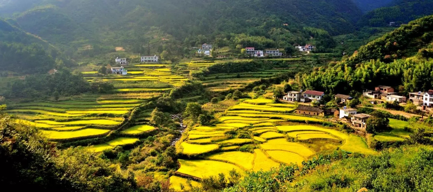 鄉(xiāng)村景觀：要望得見山，看得見水，記得住鄉(xiāng)愁。