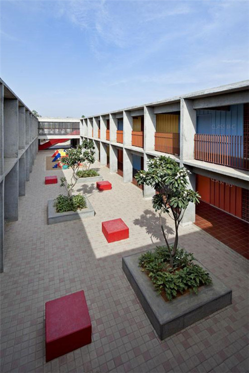 幼兒園設(shè)計(jì)之幼兒園環(huán)境設(shè)計(jì)及兒童健康