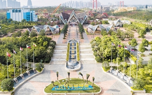 廣西旅游發(fā)展成就采風(fēng)活動走進(jìn)南寧
