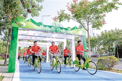 河南：鄭東新區智慧島自行車公園建成投用