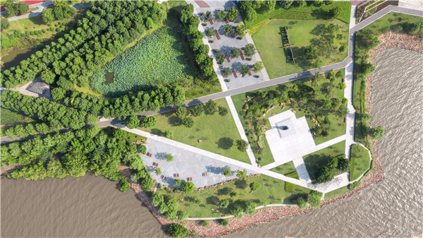 BAU建筑與城市設(shè)計(jì)事務(wù)所丨江陰市濱江公園