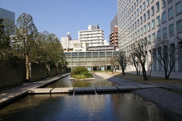 日本幕張市IBM大樓花園環(huán)境景觀設(shè)計項目(圖)