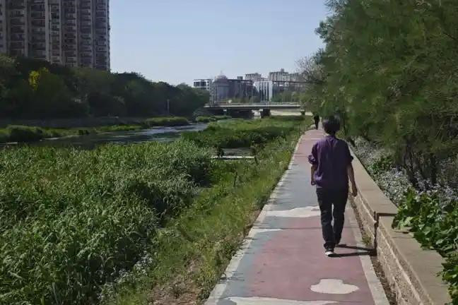 北京日報(bào)：建設(shè)濱水空間要多些用戶思維